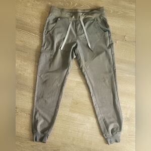 Figs Women's Gray Jogger Pants